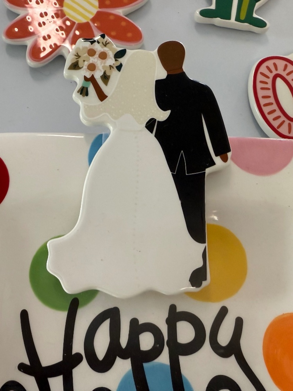 Happy Everything decor - Picture 2 of 4